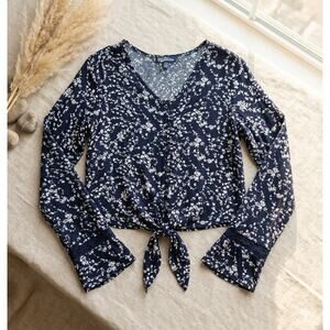 Freshman Floral Tie-Waist Blouse - Size XS - NWT - Blue & White Crochet